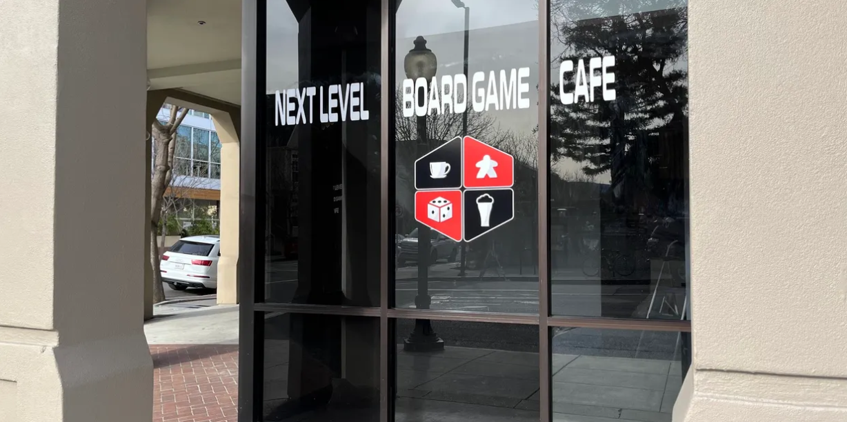 riceanddicecafe.com